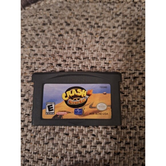 Crash Nitro Kart (Nintendo Game Boy Advance GBA - Picture 2 of 4
